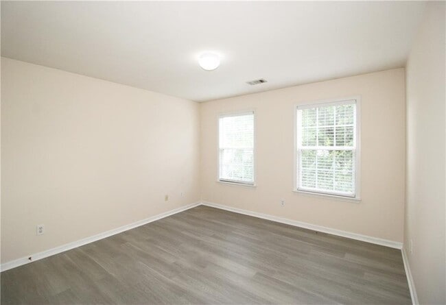 Building Photo - 8155 Cavendish Pl