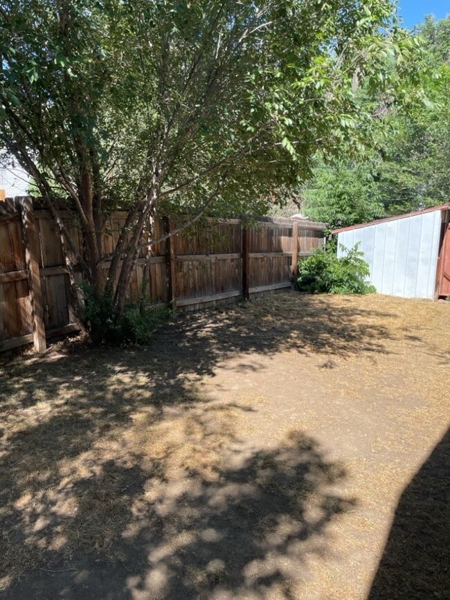 Building Photo - 1708-1710 Morningside Dr