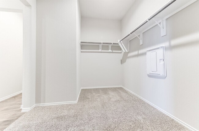 Building Photo - 16524 Cascading Pnes Ct