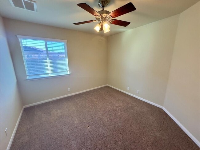 Building Photo - 315 Wildcat Dr