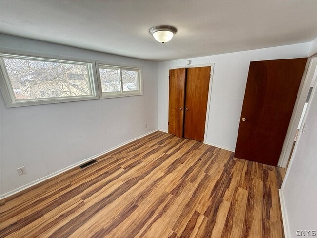 Building Photo - 2 Ilex Ln