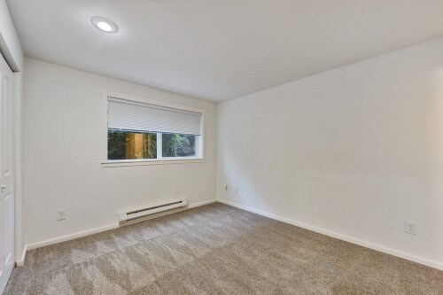 Building Photo - Tanager Condominiums - 2 bedrooms