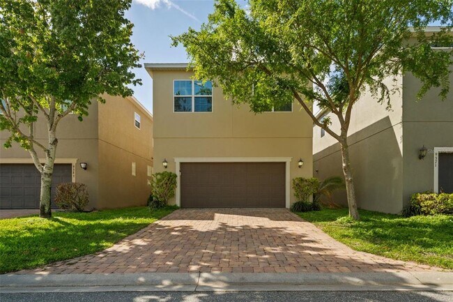 Building Photo - 9377 Meadow Hunt Way