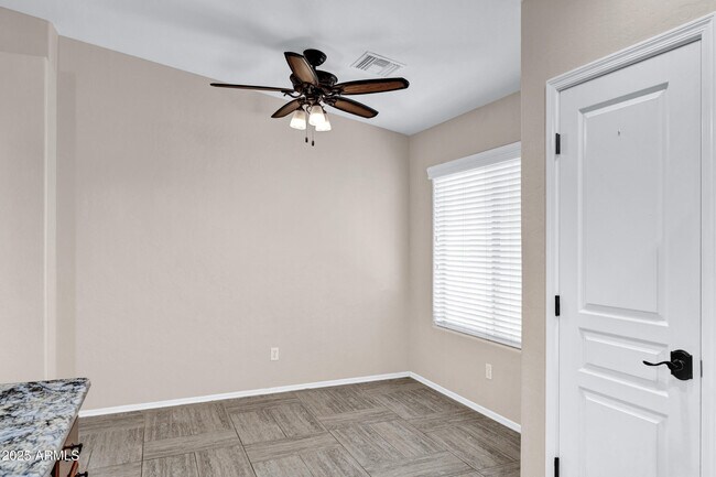 Building Photo - 4374 S Mariposa Dr
