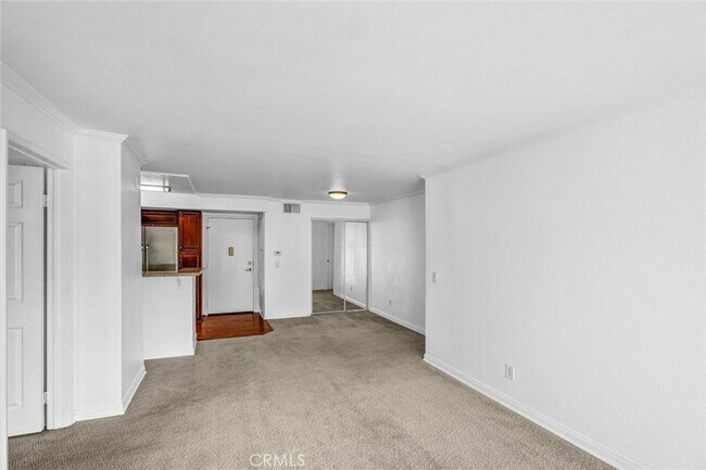 Building Photo - 5535 Canoga Ave