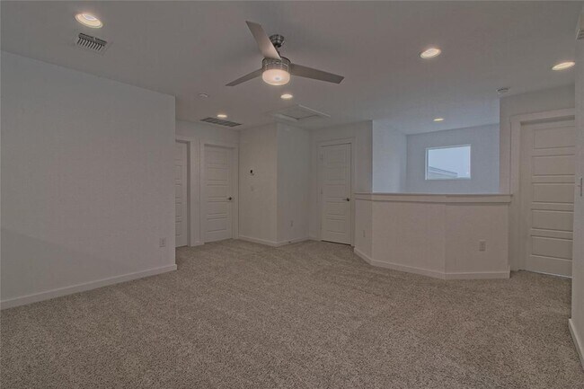 Building Photo - 13800 Clerk St