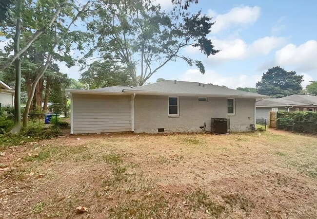Building Photo - Charming 3BR House in Decatur
