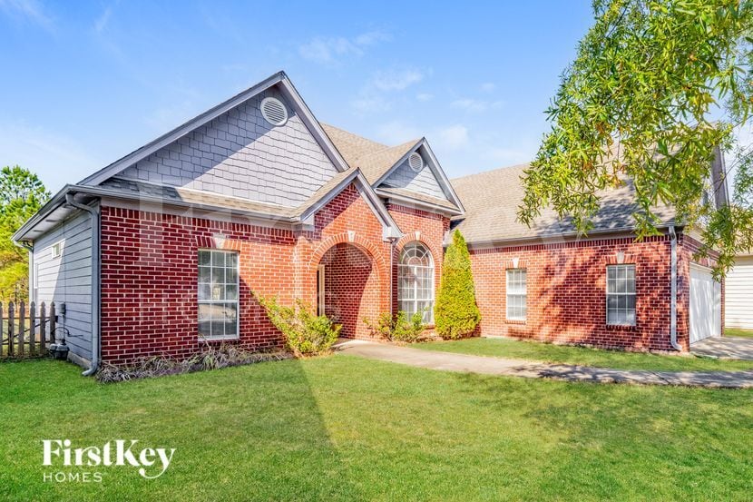 Building Photo - 417 Waterford Dr