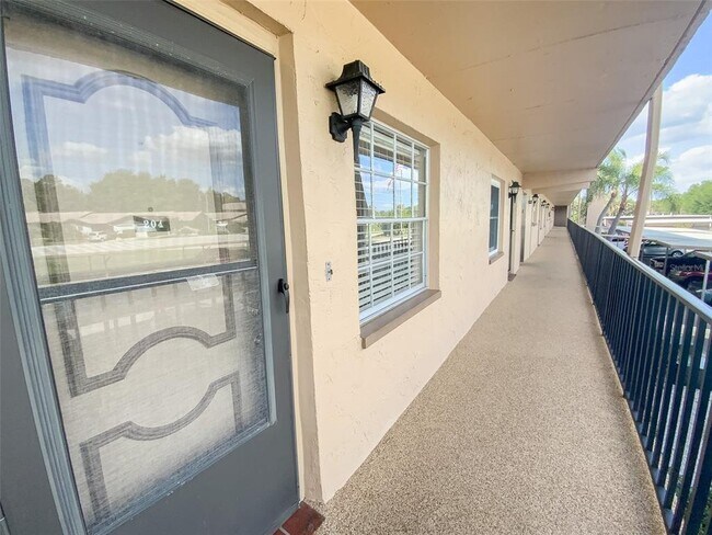 Building Photo - 1370 Heather Ridge Blvd