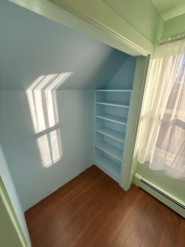 Building Photo - 1947 Marion St SE