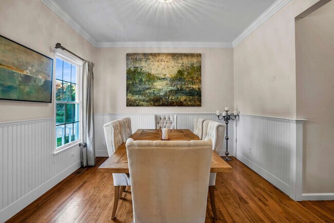 Building Photo - 1025 Peconic Bay Blvd