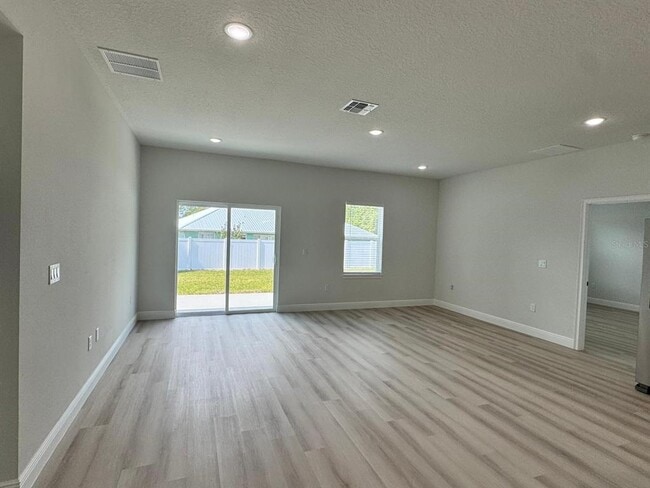 Building Photo - 14957 SW 63rd Ct