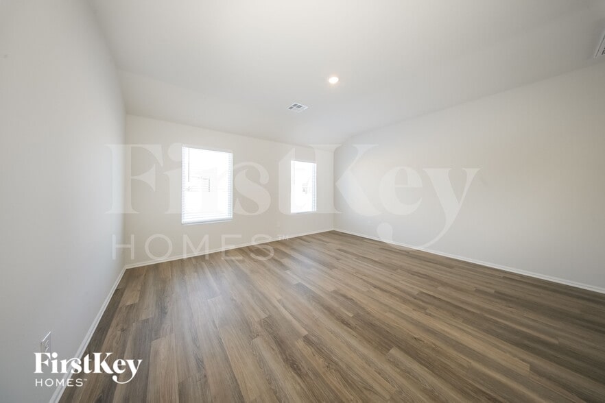 Building Photo - 428 Kale Rd