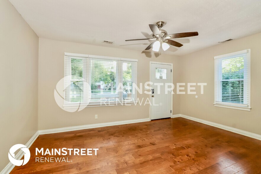 Building Photo - 4213 Searcy Ln