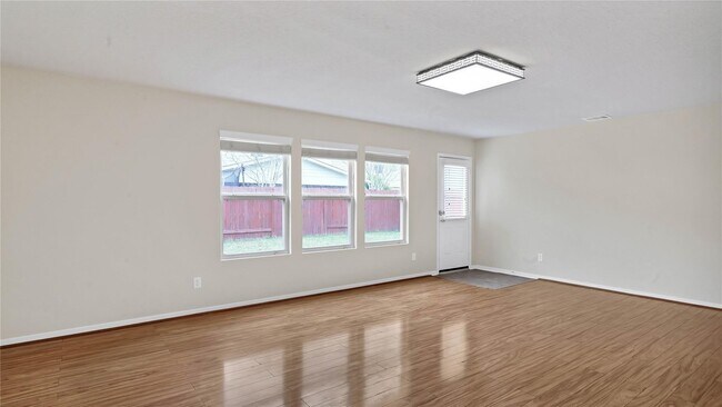Building Photo - 5050 Ivy Fair Way