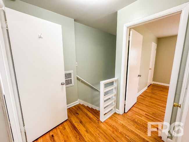 Building Photo - 111 W 15th St