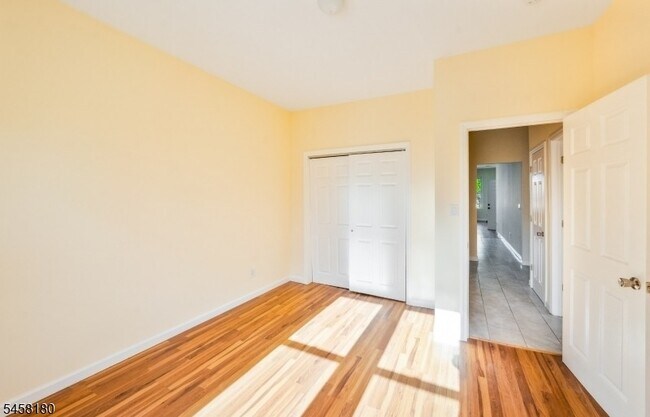 Building Photo - 286 Williamson Ave