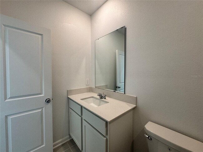 Building Photo - 2819 Maloof Dr