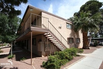 Building Photo - Cozy 1Bdm 1Ba Condo in the Heart of Las Vegas