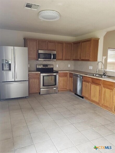 Building Photo - 3403 Bull Run Dr