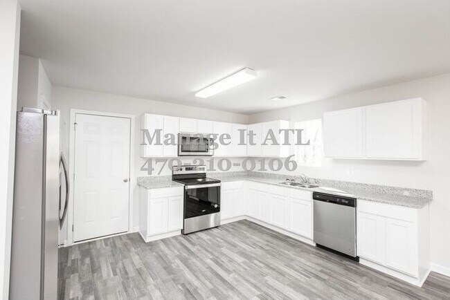 Building Photo - 4 Bedroom house located in Jefferson, GA!