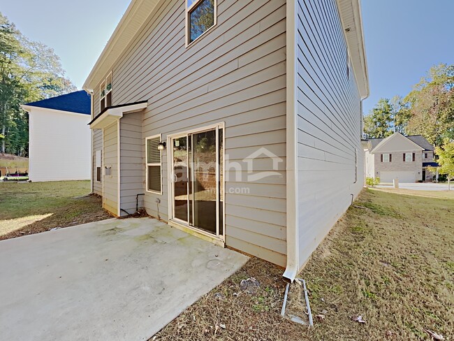 Building Photo - 447 Pearson Cir