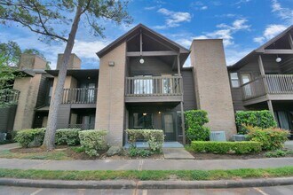 Building Photo - 12755 Mill Ridge Dr