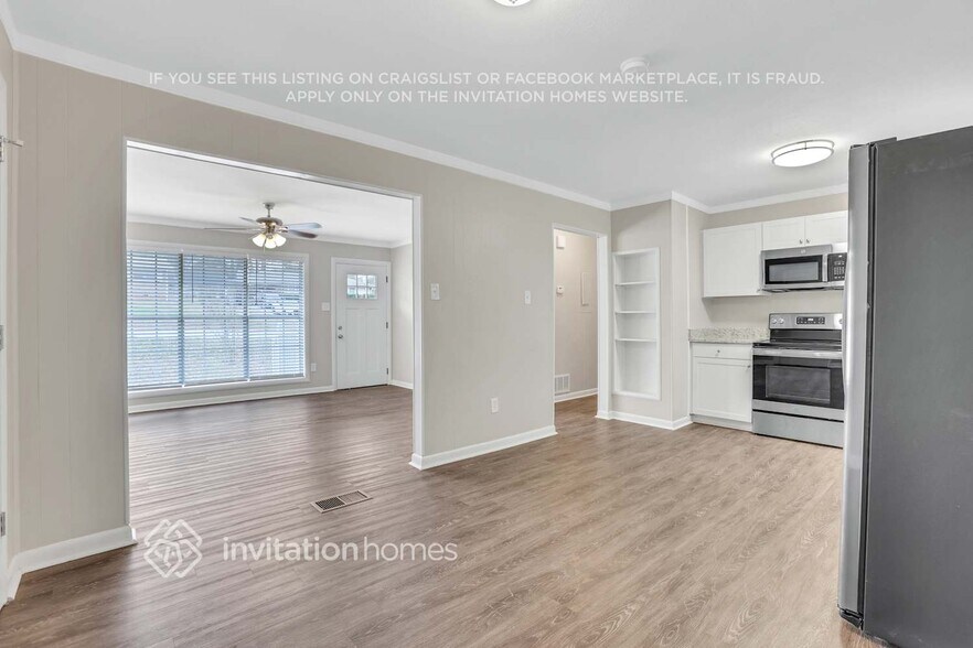 Building Photo - 1555 Mountain View Cir NW
