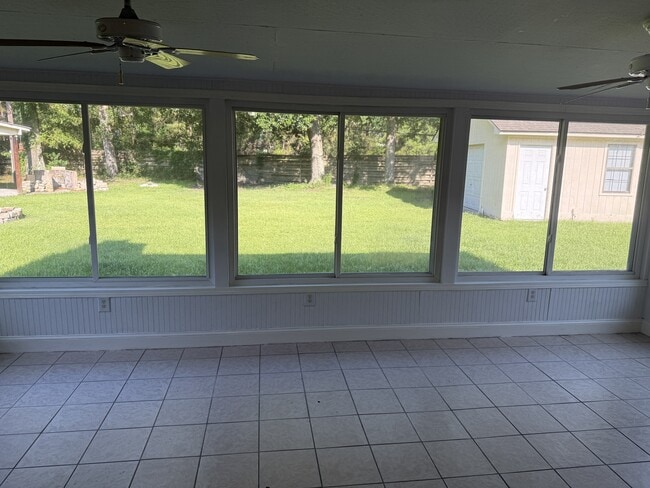 Building Photo - 122 Longleaf Cir