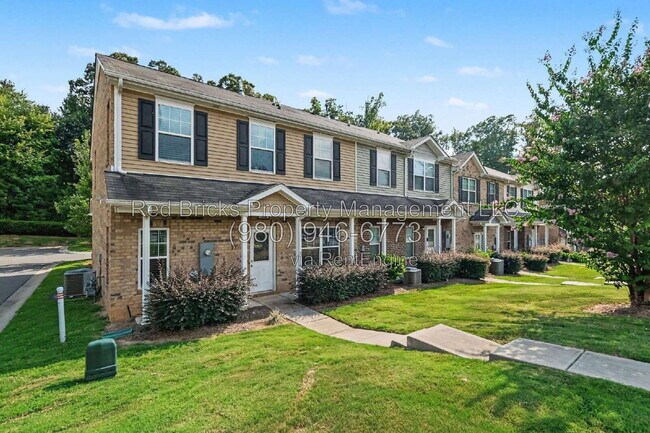 Building Photo - 10448 Benfield Rd
