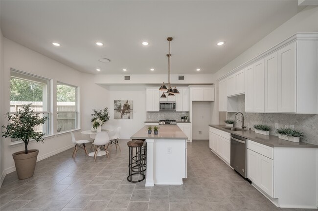 Building Photo - 3510 Talia Wood Ct