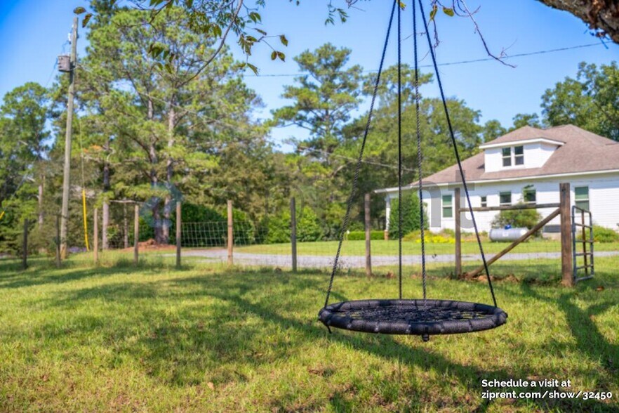 Building Photo - 645 GA-49