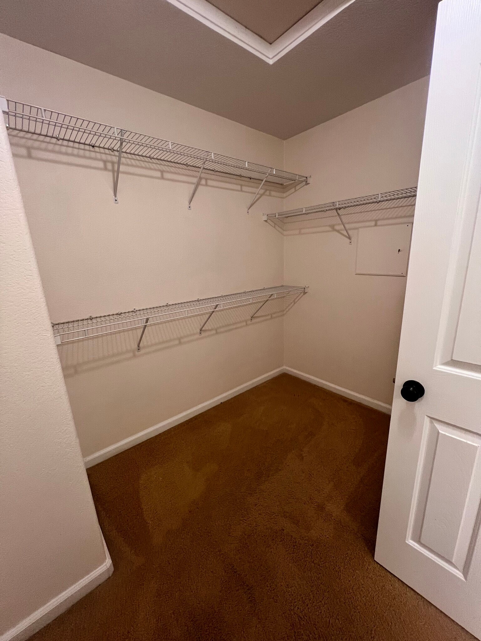 Building Photo - 4402 Esplanade Cir