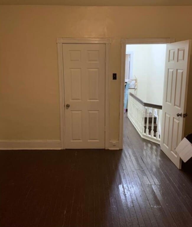 Building Photo - 2 Bedroom 1 Bathroom House for Rent