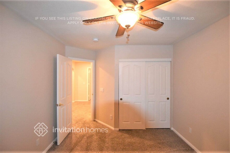 Building Photo - 8637 W Gilmore Ave