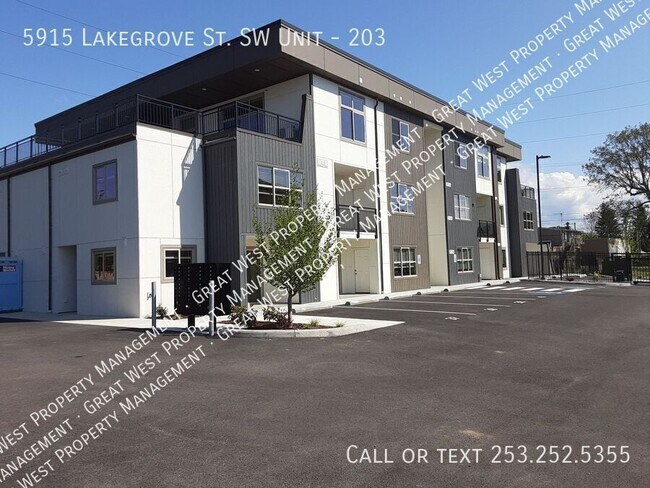 Building Photo - 5915 Lake Grove St SW