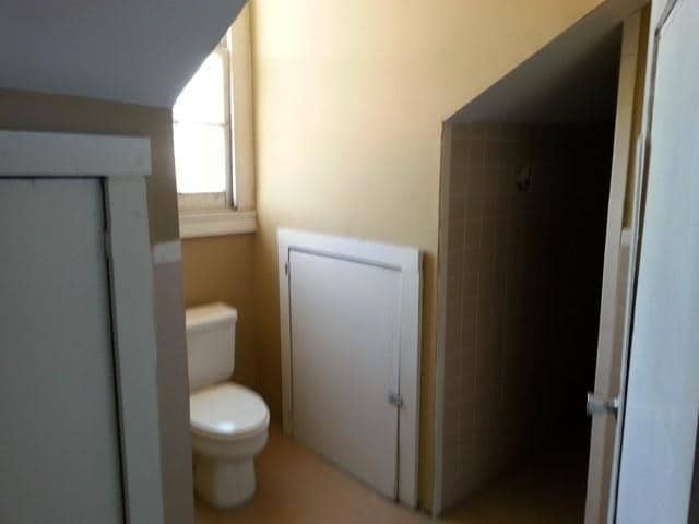 Building Photo - 1566 Annunciation St