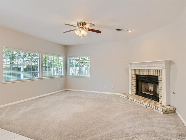 Building Photo - 16104 Fritsch Cove