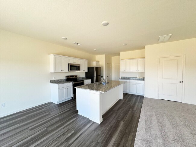 Building Photo - 8703 Vacek Xing Wy