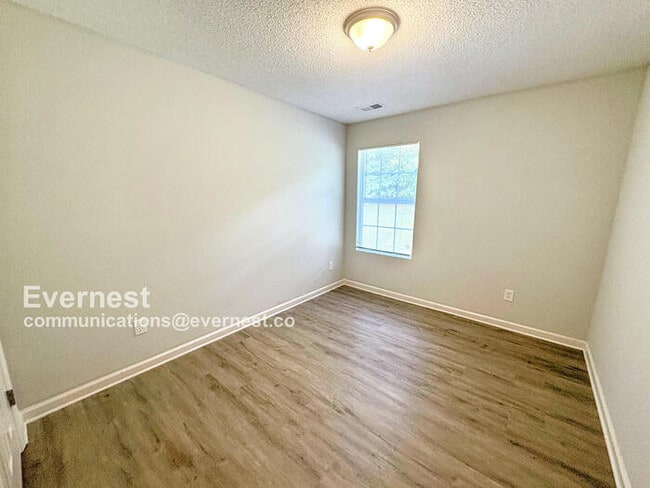 Building Photo - 8534 Kaden Dr