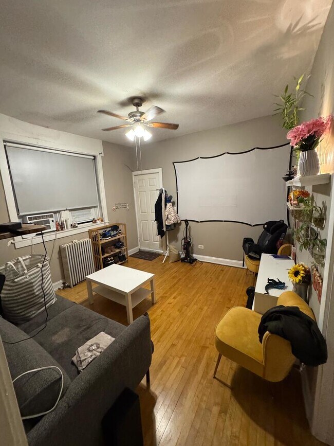 Building Photo - 2344 S 58th Ave