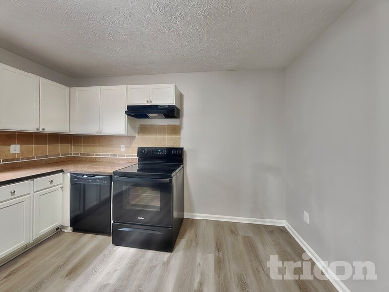 Building Photo - 459 Sweet Water Trail SE