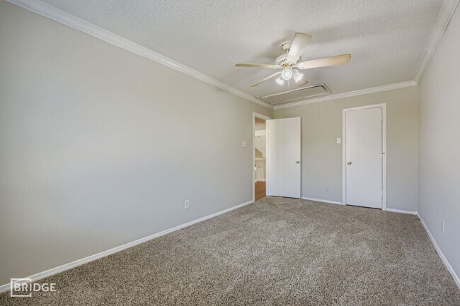 Building Photo - 1322 Jasmine Dr