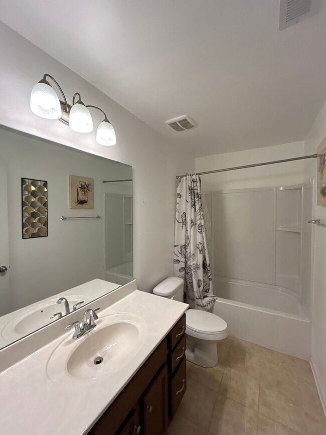 Building Photo - T.R. Lawing Realty Property