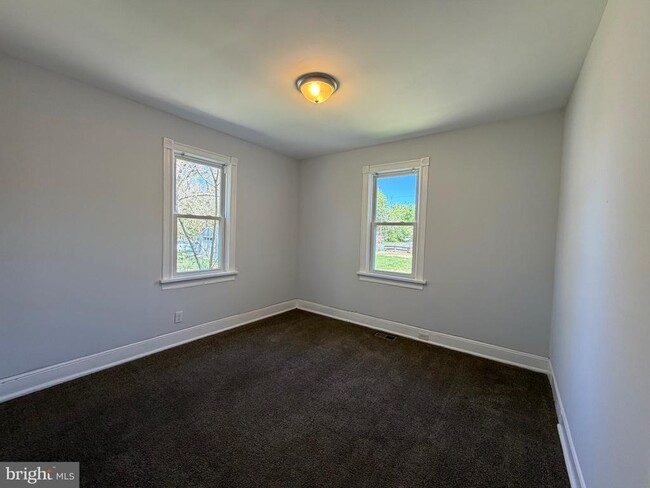 Building Photo - 705 W White Horse Pike