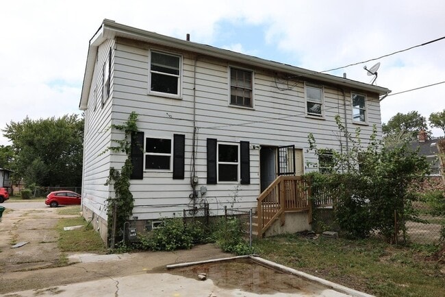 Building Photo - 1543 Tennessee St