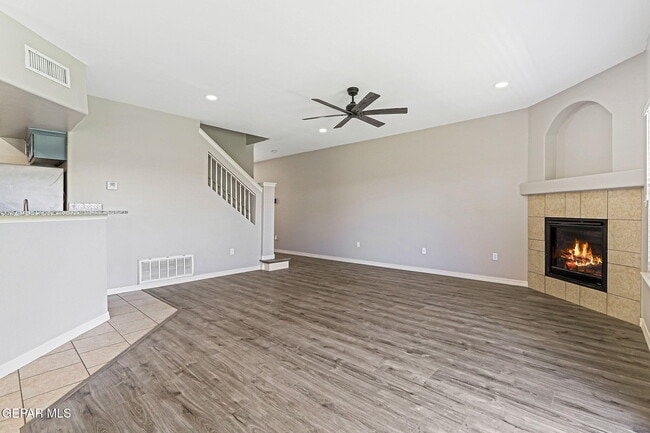 Building Photo - 14326 Smokey Point Dr