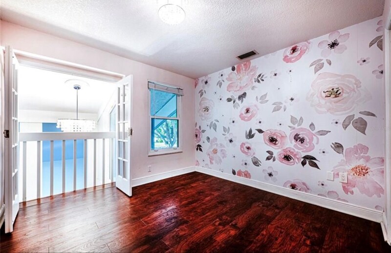 Building Photo - 1599 Brae-Moor Ln