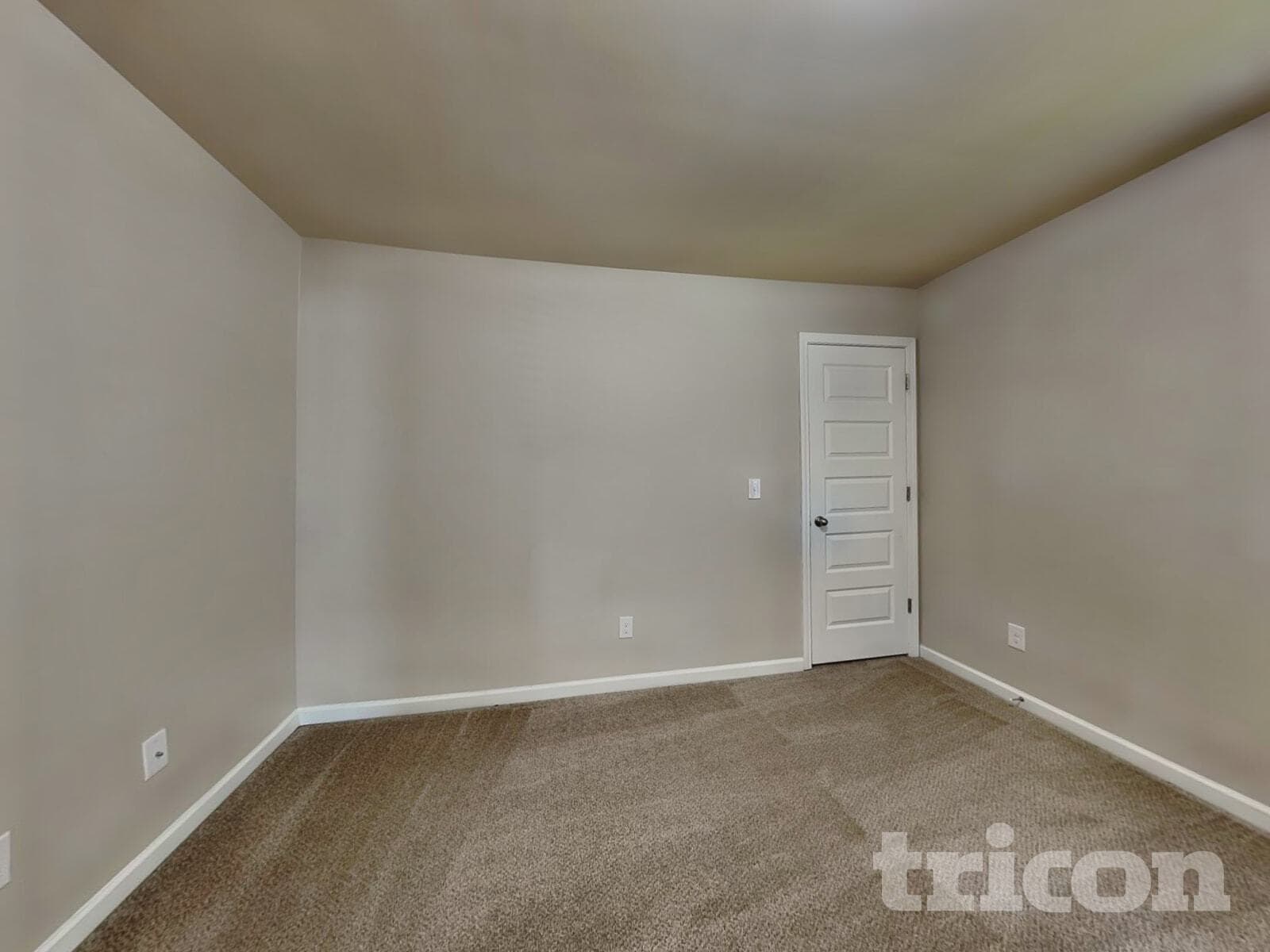 Building Photo - 1095 Lear Dr
