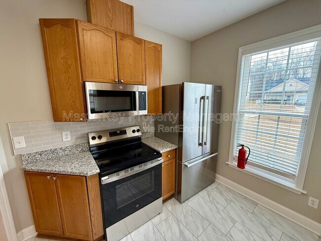 Building Photo - 217 Marino Pl